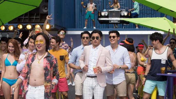 Hiện tượng phòng vé 'Crazy Rich Asians': 'Làm mưa làm gió' nơi trời Tây nhưng lại bị Trung Quốc thờ ơ, ghẻ lạnh Hiện tượng phòng vé 'Crazy Rich Asians': 'Làm mưa làm gió' nơi trời Tây nhưng lại bị Trung Quốc thờ ơ, ghẻ lạnh