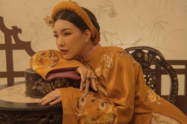 'Nàng Thơ Xứ Huế' nhưng lại khoác lên mình toàn trang phục ăn theo 'Diên Hi Công Lược', 'Như Ý Truyện'? 'Nàng Thơ Xứ Huế' nhưng lại khoác lên mình toàn trang phục ăn theo 'Diên Hi Công Lược', 'Như Ý Truyện'?