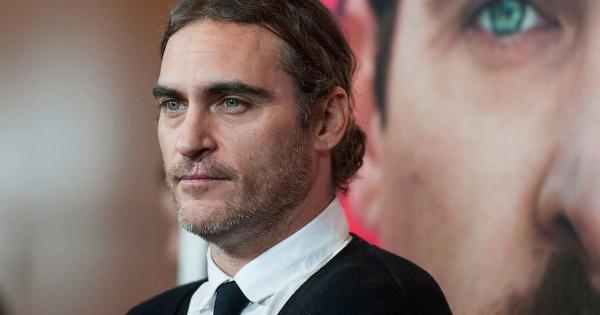 Joaquin Phoenix giảm cân kinh hoàng để vào vai diễn huyền thoại 'The Joker' Joaquin Phoenix giảm cân kinh hoàng để vào vai diễn huyền thoại 'The Joker'