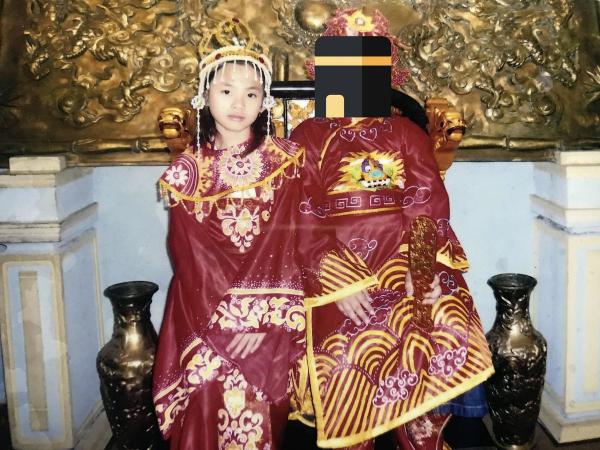 Nghe cô gái gốc Việt kể chuyện giả vờ làm công chúa Việt Nam để không bị bắt nạt trên đất Mỹ Nghe cô gái gốc Việt kể chuyện giả vờ làm công chúa Việt Nam để không bị bắt nạt trên đất Mỹ