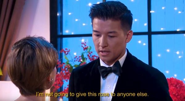 'The Bachelor' bản Việt: Một nữ ứng viên tỏ tình với... nữ ứng viên khác ngay trước mặt nam chính 'The Bachelor' bản Việt: Một nữ ứng viên tỏ tình với... nữ ứng viên khác ngay trước mặt nam chính