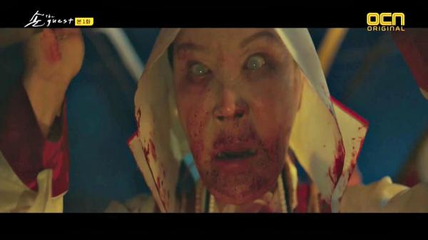 'The Guest': Hàn Quốc lần đầu làm phim về quỷ dữ nhưng đã có những cảnh quay khiến người xem 'khóc thét' 'The Guest': Hàn Quốc lần đầu làm phim về quỷ dữ nhưng đã có những cảnh quay khiến người xem 'khóc thét'
