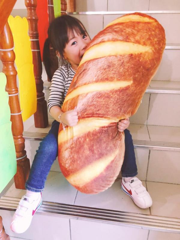 Bỗng đói cồn cào khi nhìn những chiếc gối mô phỏng đồ ăn vô cùng 'ngon mắt' Bỗng đói cồn cào khi nhìn những chiếc gối mô phỏng đồ ăn vô cùng 'ngon mắt'