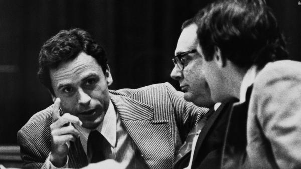 15 phát hiện kỳ quái về Ted Bundy - tên sát nhân đẹp mã từng cưỡng hiếp, giết hại 30 thiếu nữ Mỹ 15 phát hiện kỳ quái về Ted Bundy - tên sát nhân đẹp mã từng cưỡng hiếp, giết hại 30 thiếu nữ Mỹ