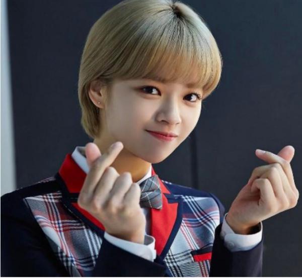 Những idol K-Pop nổi tiếng có thể mắc chứng rối loạn ám ảnh cưỡng chế Những idol K-Pop nổi tiếng có thể mắc chứng rối loạn ám ảnh cưỡng chế