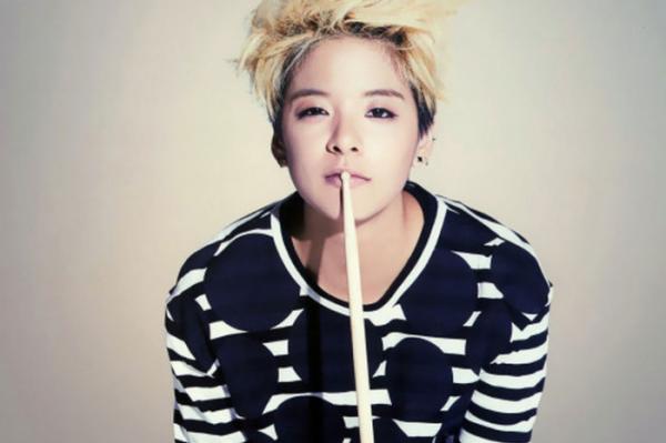 Những idol K-Pop nổi tiếng có thể mắc chứng rối loạn ám ảnh cưỡng chế Những idol K-Pop nổi tiếng có thể mắc chứng rối loạn ám ảnh cưỡng chế