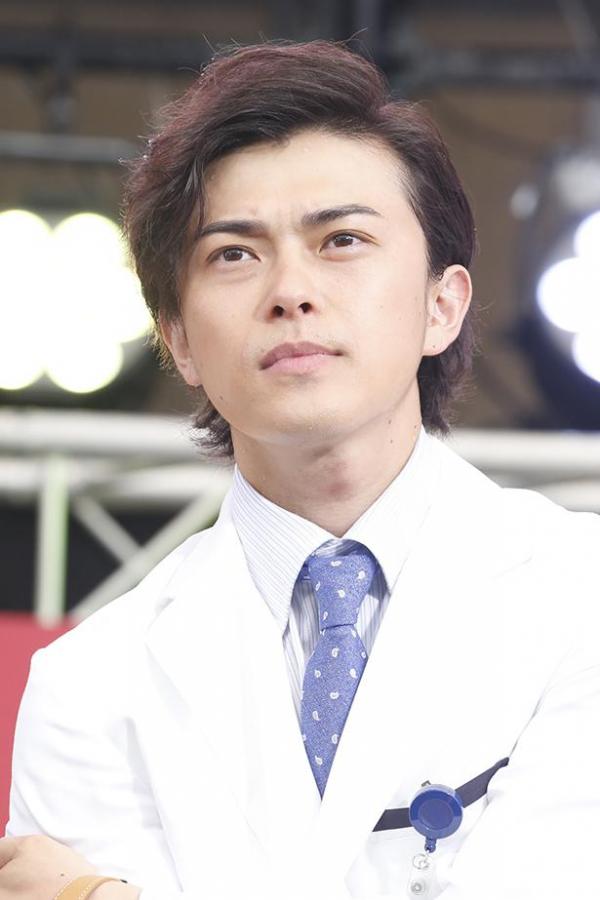 My Moochy Boyfriend: Yêu nhầm 'trạch nam' thích ăn bám, nữ chính ngôn tình biết phải làm sao? My Moochy Boyfriend: Yêu nhầm 'trạch nam' thích ăn bám, nữ chính ngôn tình biết phải làm sao?