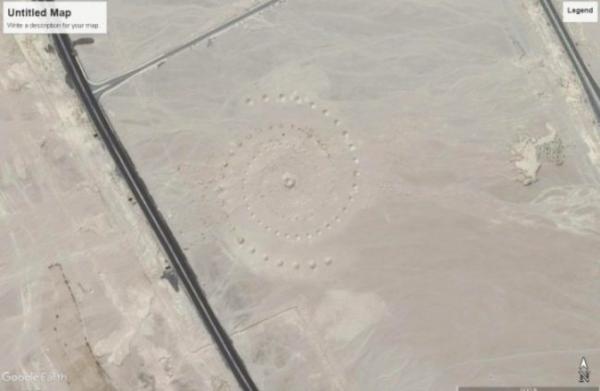 18 hình ảnh gây xôn xao dư luận một thời do Google Earth chụp lại 18 hình ảnh gây xôn xao dư luận một thời do Google Earth chụp lại