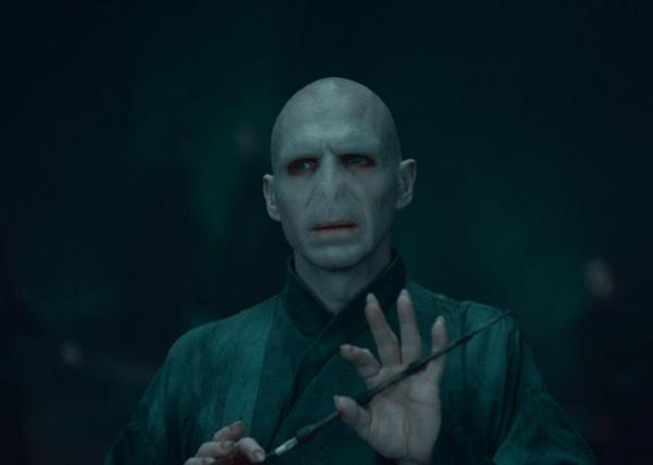 Chi tiết nào của 'Fantastic Beasts 2' còn gây sốc hơn cả việc Nagini từng là người? Chi tiết nào của 'Fantastic Beasts 2' còn gây sốc hơn cả việc Nagini từng là người?