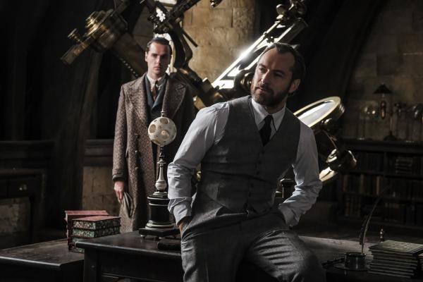 Chi tiết nào của 'Fantastic Beasts 2' còn gây sốc hơn cả việc Nagini từng là người? Chi tiết nào của 'Fantastic Beasts 2' còn gây sốc hơn cả việc Nagini từng là người?
