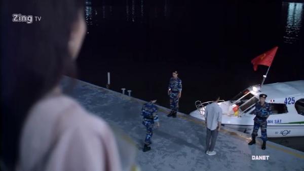 'Hậu Duệ Mặt Trời': Thua gì thì thua chứ body sáu múi Song Luân quyết phải 'trên cơ' Song Joong Ki 'Hậu Duệ Mặt Trời': Thua gì thì thua chứ body sáu múi Song Luân quyết phải 'trên cơ' Song Joong Ki