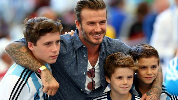 David Beckham được trả bao nhiêu cho một bài quảng cáo trên Instagram? David Beckham được trả bao nhiêu cho một bài quảng cáo trên Instagram?