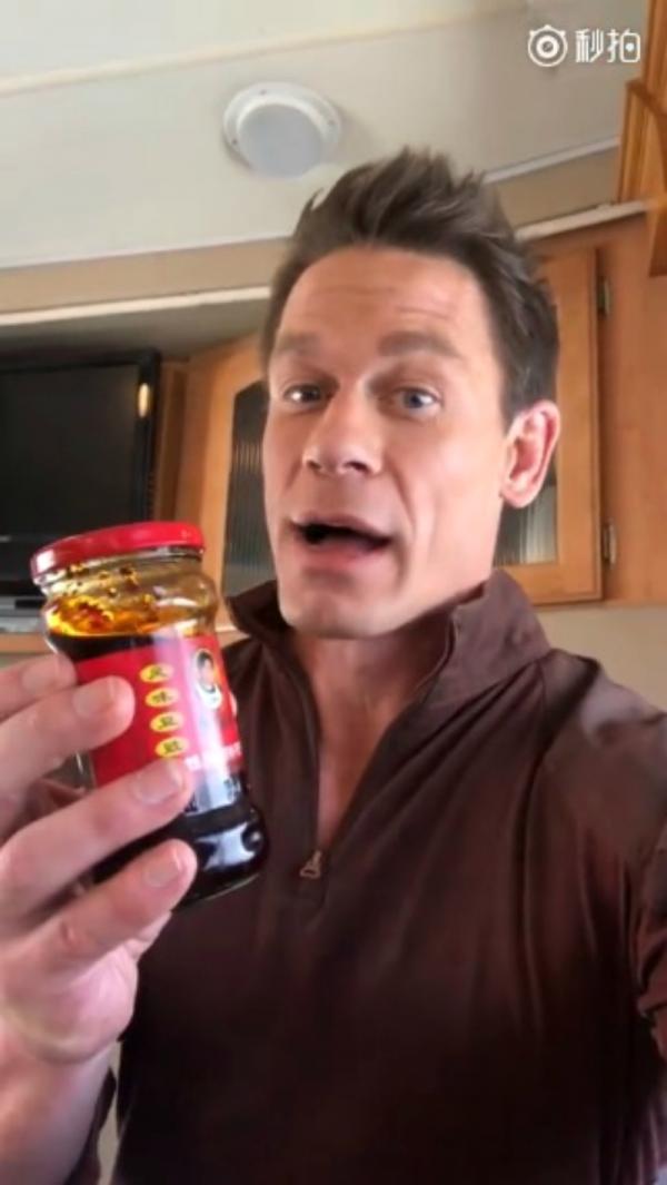 Bất ngờ trước khả năng nói tiếng Hoa trôi chảy của John Cena Bất ngờ trước khả năng nói tiếng Hoa trôi chảy của John Cena