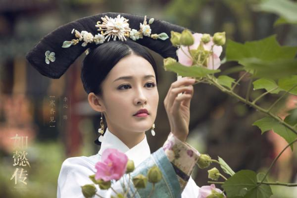 Thi thể Hương phi của Càn Long bị hủy sau khi qua đời và sự thật đằng sau câu chuyện mùi hương trời sinh Thi thể Hương phi của Càn Long bị hủy sau khi qua đời và sự thật đằng sau câu chuyện mùi hương trời sinh