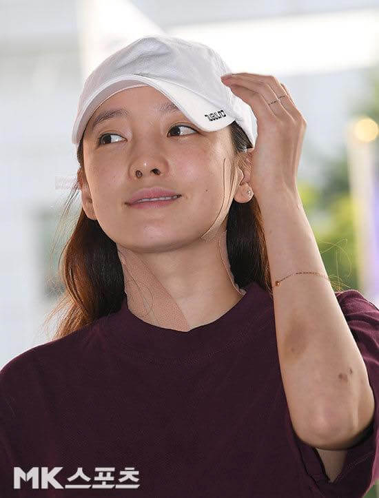 Chỉ còn thiếu 70.000 chữ kí nữa thôi, bạn trai cũ của Goo Hara có thể sẽ phải 'đi tù mọt gông' Chỉ còn thiếu 70.000 chữ kí nữa thôi, bạn trai cũ của Goo Hara có thể sẽ phải 'đi tù mọt gông'