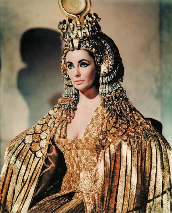 Cleopatra - nữ hoàng quỷ quyệt dùng đàn ông làm bàn đạp quyền lực hay thiên tài chính trị hiếm có Cleopatra - nữ hoàng quỷ quyệt dùng đàn ông làm bàn đạp quyền lực hay thiên tài chính trị hiếm có