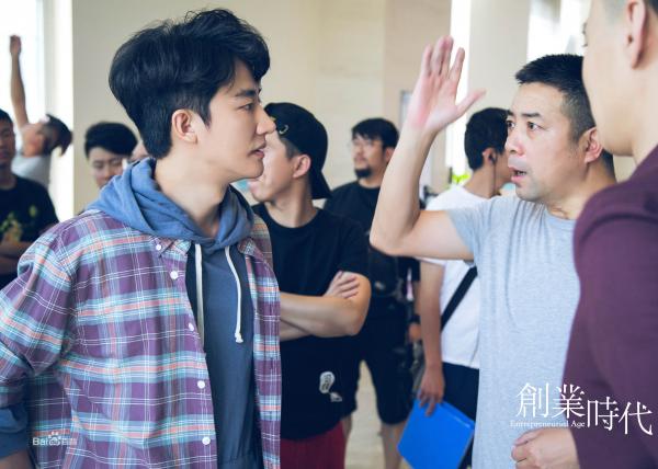 Ba phim Hoa ngữ hot cùng lên sóng tháng 10: Bạn chọn xuyên không, huyền huyễn hay tình cảm đô thị? Ba phim Hoa ngữ hot cùng lên sóng tháng 10: Bạn chọn xuyên không, huyền huyễn hay tình cảm đô thị?