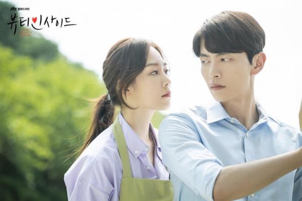 'The Beauty Inside': Từ điện ảnh đến truyền hình, còn lại gì ngoài cái tên? 'The Beauty Inside': Từ điện ảnh đến truyền hình, còn lại gì ngoài cái tên?