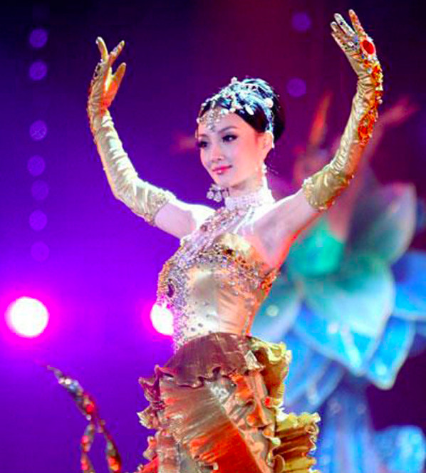 Truyền thông xác nhận Địch Lệ Nhiệt Ba là Nữ thần Kim Ưng năm nay, sẽ là nữ thần đẹp nhất trong lịch sử? Truyền thông xác nhận Địch Lệ Nhiệt Ba là Nữ thần Kim Ưng năm nay, sẽ là nữ thần đẹp nhất trong lịch sử?