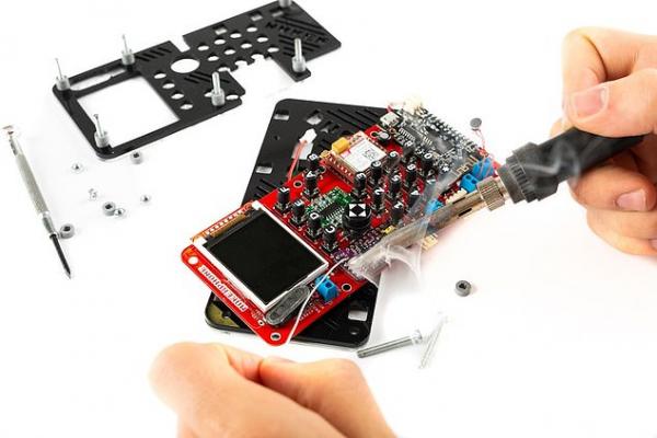 Chỉ với 89 USD bạn đã có thể tự mình làm ra một chiếc điện thoại hoàn chỉnh Chỉ với 89 USD bạn đã có thể tự mình làm ra một chiếc điện thoại hoàn chỉnh
