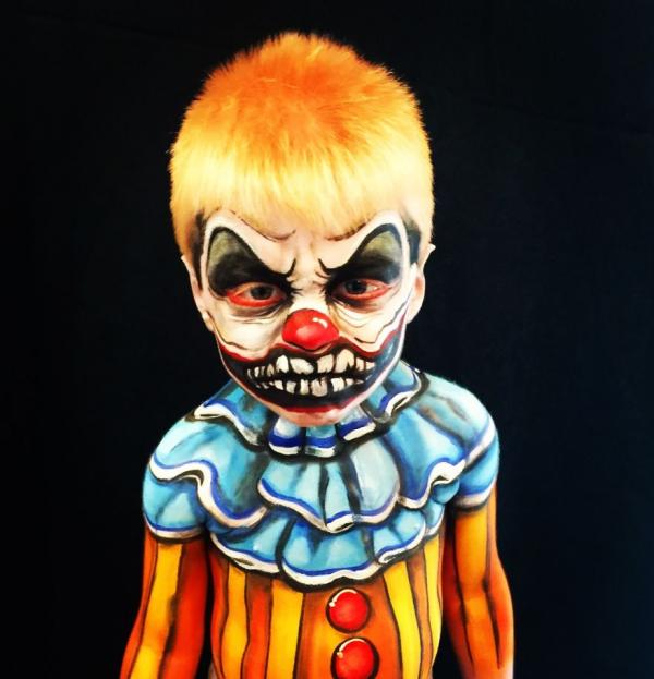 Đồ hóa trang Halloween xưa rồi, bây giờ body painting mới là mốt! Đồ hóa trang Halloween xưa rồi, bây giờ body painting mới là mốt!