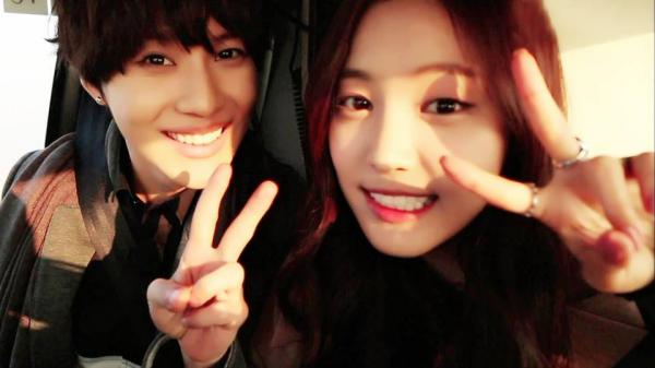 Cựu thành viên Winner 'hẹn hò' với đàn chị hơn 9 tuổi trong show bản sao 'We Got Married' của tvN Cựu thành viên Winner 'hẹn hò' với đàn chị hơn 9 tuổi trong show bản sao 'We Got Married' của tvN