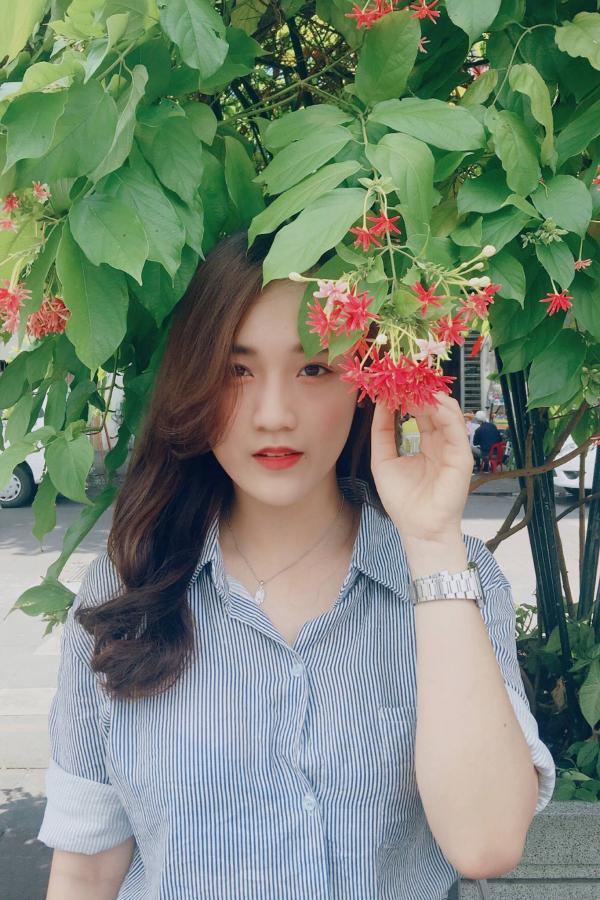 Thí sinh 'nhóm chị em' AKB48 tại Việt Nam được khen đẹp tựa tiên nữ, khí chất như em gái quốc dân Thí sinh 'nhóm chị em' AKB48 tại Việt Nam được khen đẹp tựa tiên nữ, khí chất như em gái quốc dân