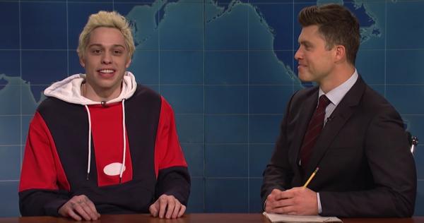 Pete Davidson từng đùa 'kém duyên' về chuyện chia tay Ariana Grande trên chương trình SNL Pete Davidson từng đùa 'kém duyên' về chuyện chia tay Ariana Grande trên chương trình SNL