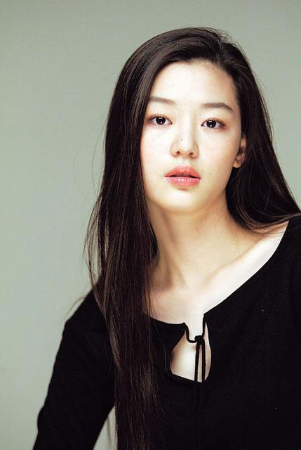 Showbiz Hàn người đẹp vô kể nhưng danh hiệu 'tình đầu quốc dân' chỉ được trao cho 7 người Showbiz Hàn người đẹp vô kể nhưng danh hiệu 'tình đầu quốc dân' chỉ được trao cho 7 người