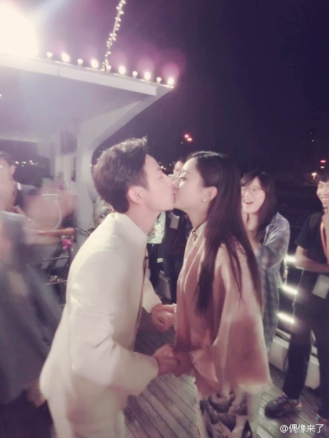 Lý do hôn lễ thế kỷ của Dĩnh - Phong có thể hoành tráng hơn cả Huỳnh Hiểu Minh - Angelababy Lý do hôn lễ thế kỷ của Dĩnh - Phong có thể hoành tráng hơn cả Huỳnh Hiểu Minh - Angelababy