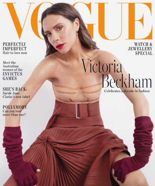 Victoria Beckham sa sút tinh thần sau phát biểu xấu hổ của chồng: '19 năm hôn nhân khó khăn và phức tạp' Victoria Beckham sa sút tinh thần sau phát biểu xấu hổ của chồng: '19 năm hôn nhân khó khăn và phức tạp'