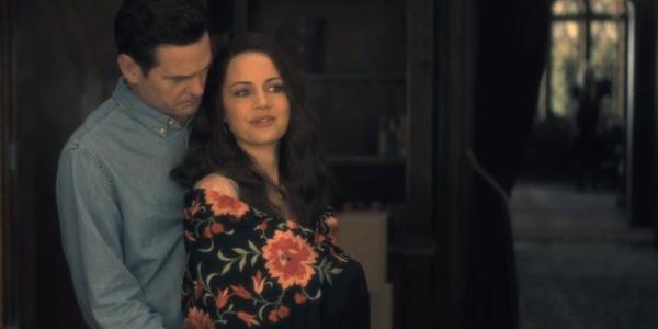 70% người xem tua lại 'The Haunting of Hill House' để soi những con ma ẩn núp trong từng khung hình 70% người xem tua lại 'The Haunting of Hill House' để soi những con ma ẩn núp trong từng khung hình