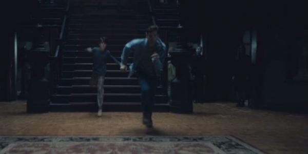 70% người xem tua lại 'The Haunting of Hill House' để soi những con ma ẩn núp trong từng khung hình 70% người xem tua lại 'The Haunting of Hill House' để soi những con ma ẩn núp trong từng khung hình