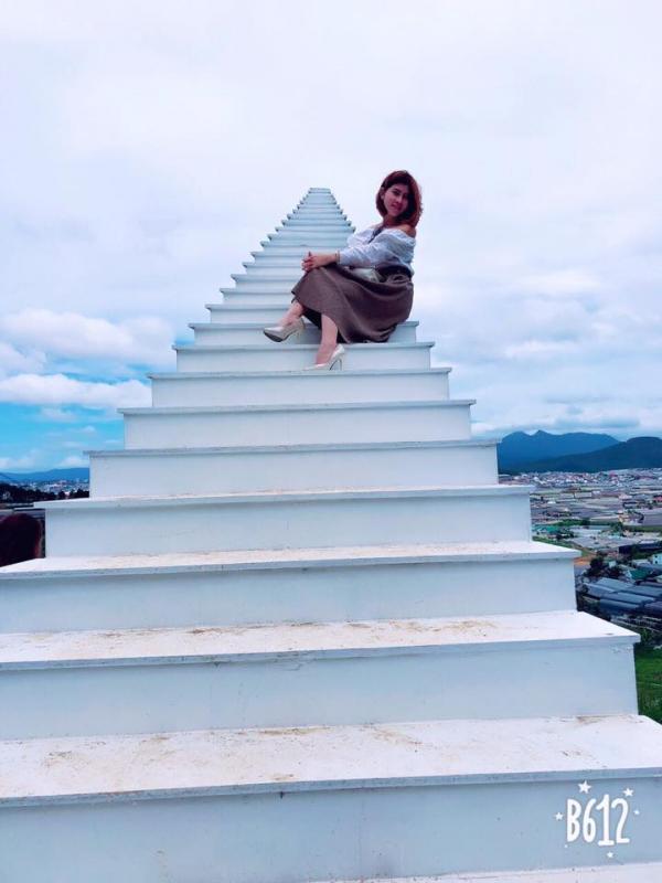 Rủ nhau tới Đà Lạt check-in 'Nấc thang lên thiên đường' có thật ngoài đời Rủ nhau tới Đà Lạt check-in 'Nấc thang lên thiên đường' có thật ngoài đời