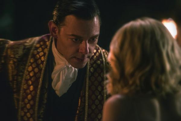 'Chilling Adventures of Sabrina': Một chút hù dọa, một chút tình yêu tuổi teen, thêm vài chi tiết na ná 'Harry Potter' 'Chilling Adventures of Sabrina': Một chút hù dọa, một chút tình yêu tuổi teen, thêm vài chi tiết na ná 'Harry Potter'