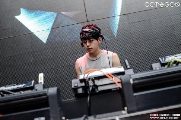 7 cựu idol K-Pop từ bỏ nghề hát để theo đuổi công việc mới 7 cựu idol K-Pop từ bỏ nghề hát để theo đuổi công việc mới