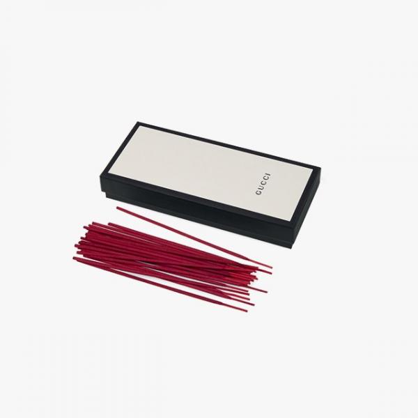 Nhang thơm Gucci giá 1,6 triệu/bó - Loại nhang dành cho người đã khuất chuộng đồ sang chảnh Nhang thơm Gucci giá 1,6 triệu/bó - Loại nhang dành cho người đã khuất chuộng đồ sang chảnh
