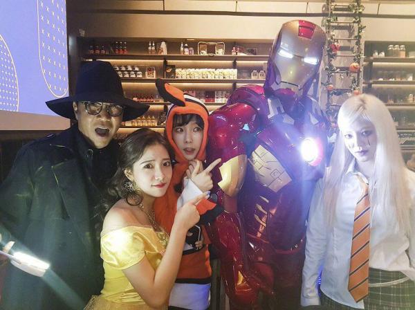 4 idol từng giành chiến thắng ở Halloween Party của SM: Quá giàu, quá điên và cực chịu chơi 4 idol từng giành chiến thắng ở Halloween Party của SM: Quá giàu, quá điên và cực chịu chơi