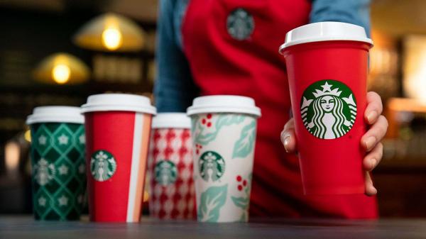 Đón kì nghỉ đông cùng phiên bản giới hạn cốc 'Starbucks Holiday' Đón kì nghỉ đông cùng phiên bản giới hạn cốc 'Starbucks Holiday'