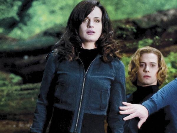 Dàn diễn viên lớn - bé chuẩn từng milimet của 'The Haunting Of Hill House' Dàn diễn viên lớn - bé chuẩn từng milimet của 'The Haunting Of Hill House'