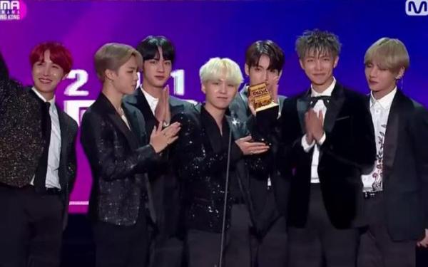 Kết quả MAMA 2018 sau một ngày mở cổng bình chọn: Không mấy bất ngờ! Kết quả MAMA 2018 sau một ngày mở cổng bình chọn: Không mấy bất ngờ!