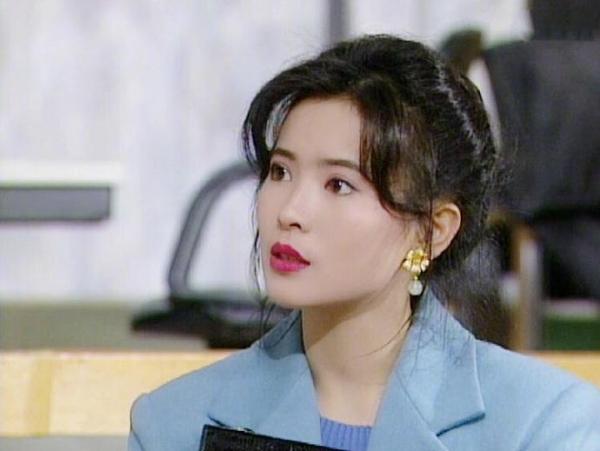 Nhan sắc tuyệt mỹ thời trẻ của Lam Khiết Anh - 'Mỹ nhân Ngũ Đài Sơn' được cả Hong Kong ca tụng Nhan sắc tuyệt mỹ thời trẻ của Lam Khiết Anh - 'Mỹ nhân Ngũ Đài Sơn' được cả Hong Kong ca tụng