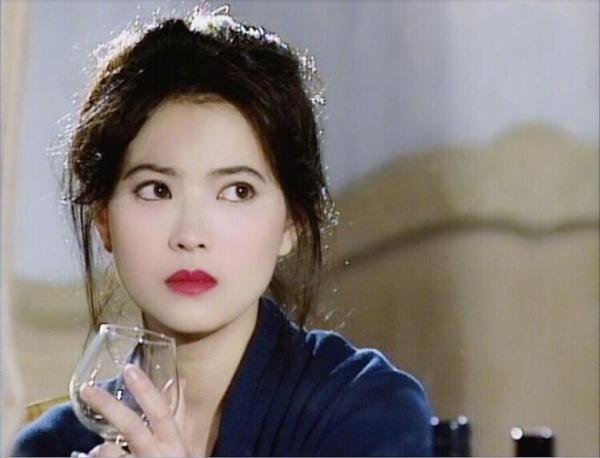 Nhan sắc tuyệt mỹ thời trẻ của Lam Khiết Anh - 'Mỹ nhân Ngũ Đài Sơn' được cả Hong Kong ca tụng Nhan sắc tuyệt mỹ thời trẻ của Lam Khiết Anh - 'Mỹ nhân Ngũ Đài Sơn' được cả Hong Kong ca tụng