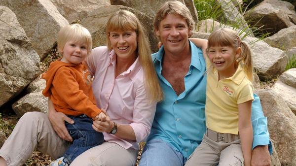 'Crikey Show' kế thừa di sản của nhà sinh vật học Steve Irwin 'Crikey Show' kế thừa di sản của nhà sinh vật học Steve Irwin