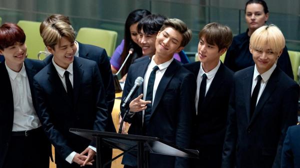 Forbes giải thích vì sao BTS không được đề cử Nghệ sĩ mới xuất sắc nhất ở Grammy 2018 Forbes giải thích vì sao BTS không được đề cử Nghệ sĩ mới xuất sắc nhất ở Grammy 2018