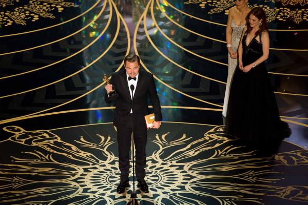 Loạt phim bị coi là 'không xứng đáng với những lời khen' từ mùa giải Oscar 2008 đến nay Loạt phim bị coi là 'không xứng đáng với những lời khen' từ mùa giải Oscar 2008 đến nay
