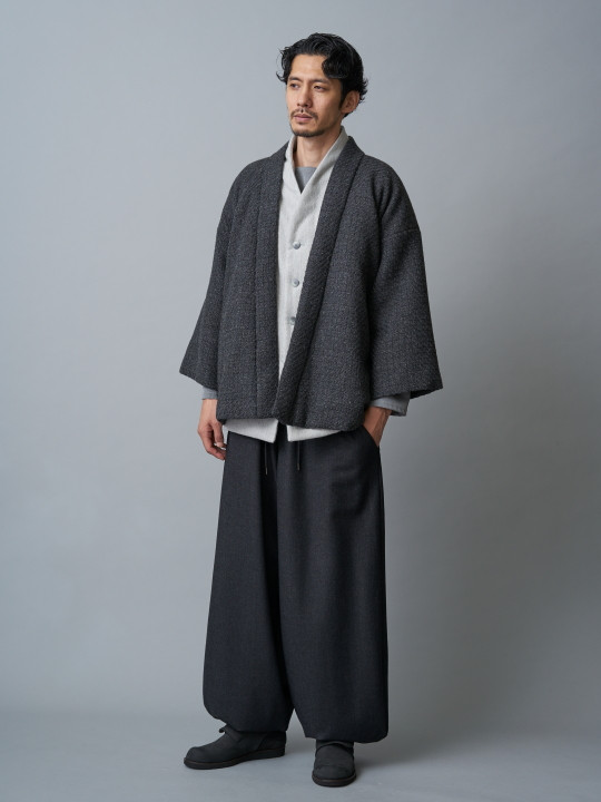 Muốn trông ngầu như samurai nhưng vẫn ấm áp thì hãy tham khảo mẫu áo này Muốn trông ngầu như samurai nhưng vẫn ấm áp thì hãy tham khảo mẫu áo này