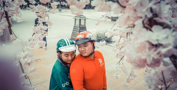 'Cười không nhặt được mồm' với bộ ảnh cưới khi Grab và Go-Viet quyết định về chung một nhà 'Cười không nhặt được mồm' với bộ ảnh cưới khi Grab và Go-Viet quyết định về chung một nhà