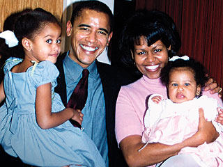 Cựu đệ nhất phu nhân Michelle Obama tiết lộ mình từng sảy thai và 2 cô con gái nhà Obama được thụ tinh trong ống nghiệm Cựu đệ nhất phu nhân Michelle Obama tiết lộ mình từng sảy thai và 2 cô con gái nhà Obama được thụ tinh trong ống nghiệm