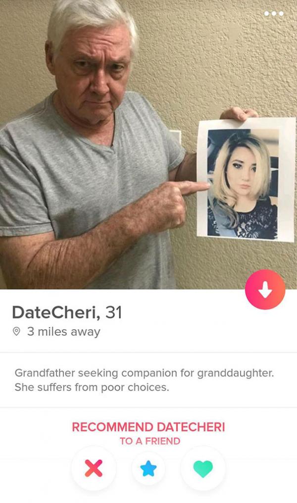 20 màn giới thiệu 'cười ra nước mắt' trên Tinder của các thanh niên tìm kiếm tình yêu trong vô vọng 20 màn giới thiệu 'cười ra nước mắt' trên Tinder của các thanh niên tìm kiếm tình yêu trong vô vọng